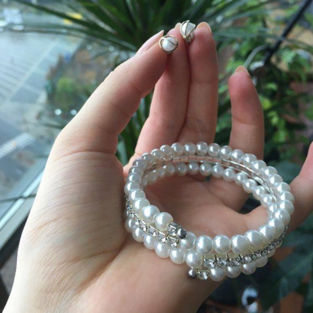 Pearl Bracelet